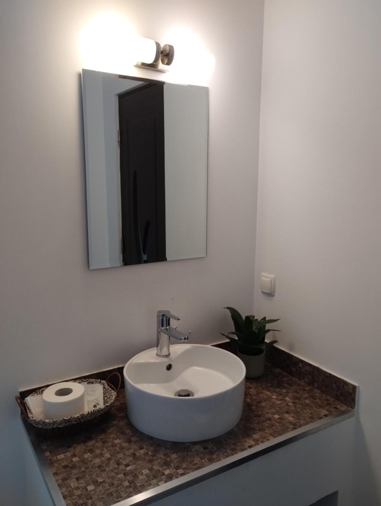 Casa Cu Flori *