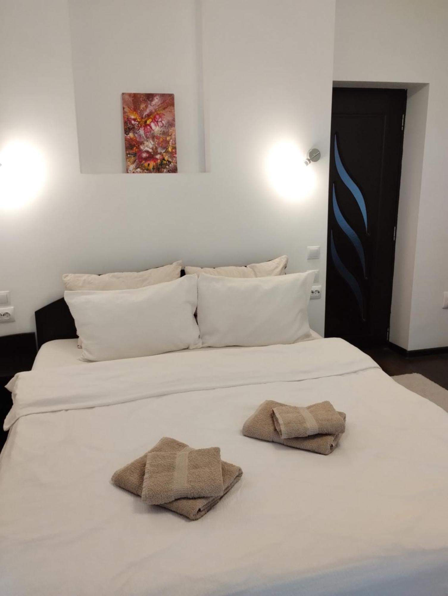 Casa Cu Flori *